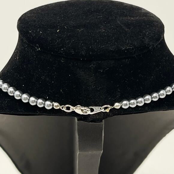 Mini Pearl Beaded Necklace Blue Gray Dainty Feminine Fashion Freshwater - Picture 8 of 8
